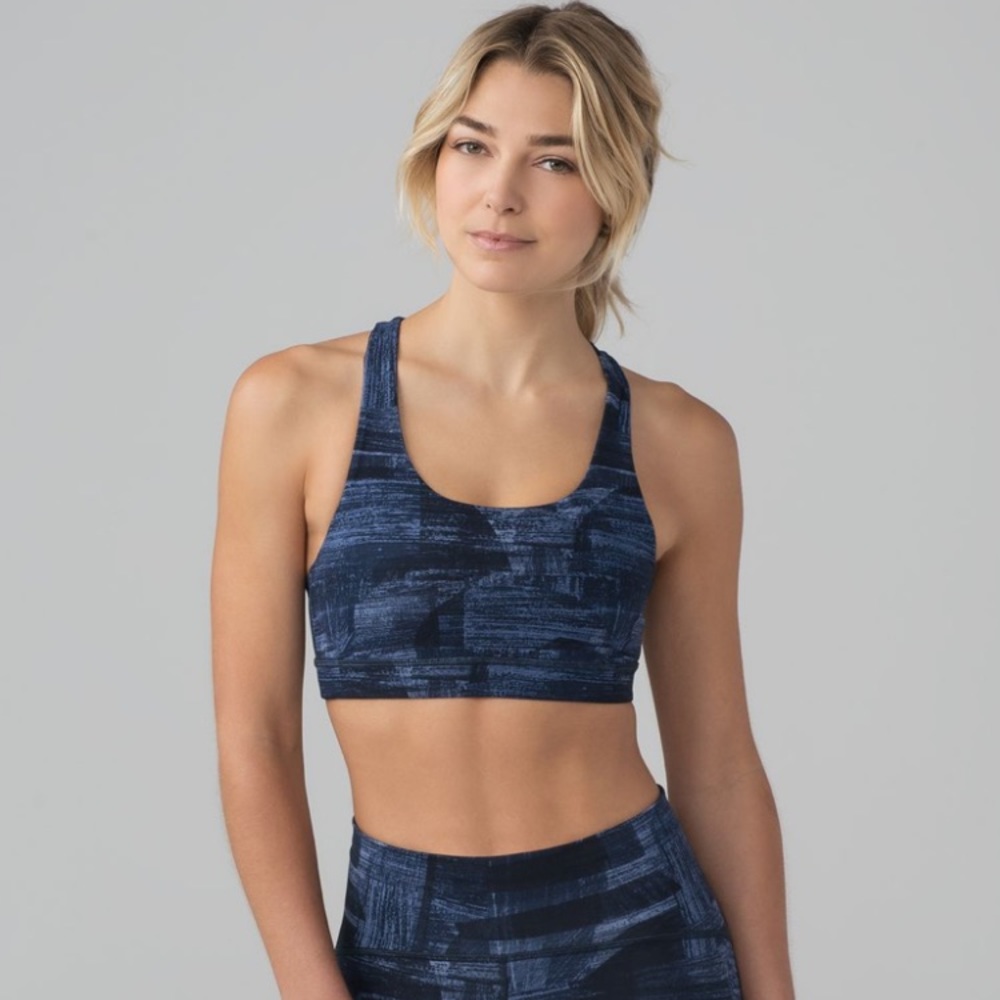 NWOT Lululemon Invigorate Bra Sz 10